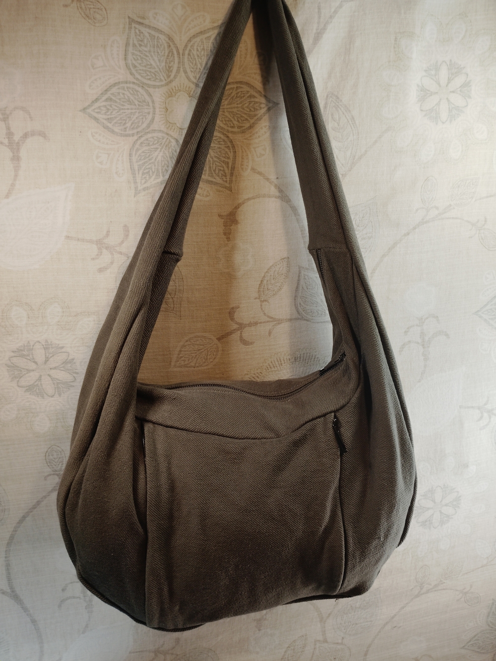 24/777 Everyday Olive Canvas Shoulder/Hono Bag with Front Pockets
